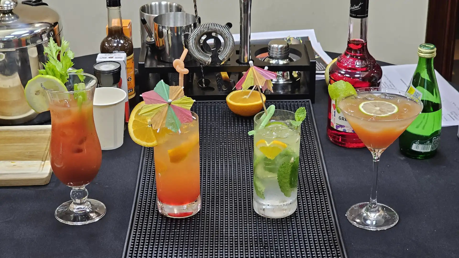 Mocktail Masters Cocktails Masters, Team Building Program